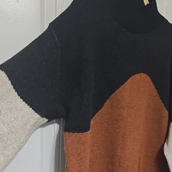 Blu Pepper Black, Brown, and Cream Turtleneck Sweater dress LARGE - Picture 3 of 4